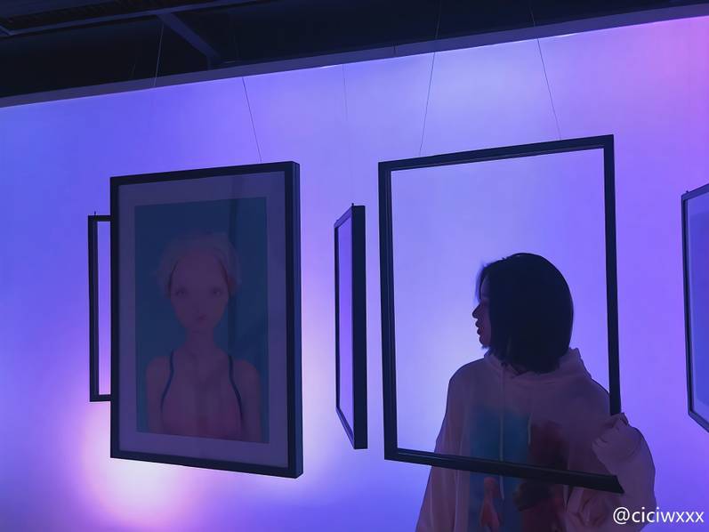 汪峰长女晒短发美照 章子怡“威胁”：再剪短打屁股