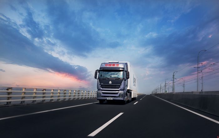 “省油战斗机 挣钱扛把子” 中国重汽豪沃TH7当之无愧