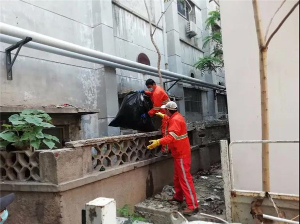 “爱卫”全民总动员 杆石桥街道开展第32个爱国卫生院活动