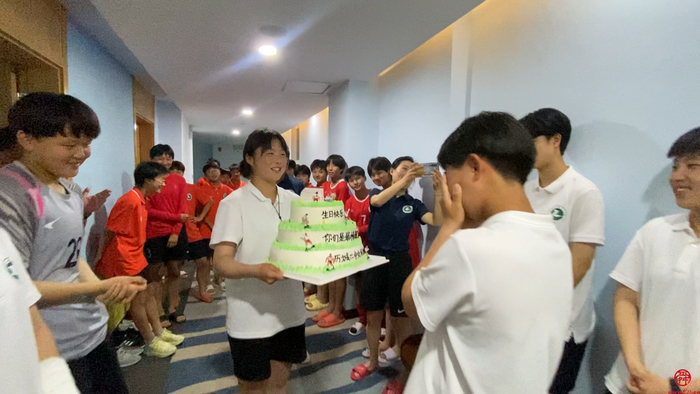 舜视频｜国庆特别策划—“少年强 中国强”历二女足“铿锵玫瑰”绽放世界之巅