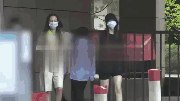 张一山地下3年恋情终于曝光！女友不是杨紫是她