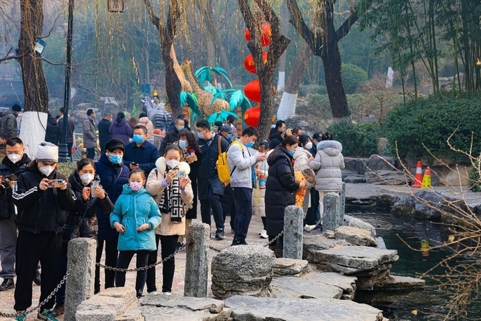 赏灯、游园、民俗、嬉雪……济南文旅集团各景区人气渐旺，精彩不断！