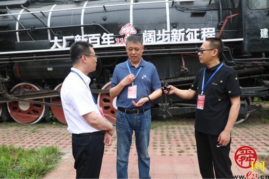 利用网络平台实现红色资源“云”参观 市政协围绕弘扬济南红色文化开展现场商量