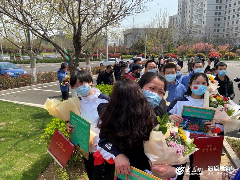 泪目！第二批返鲁医疗队结束休整回家，这些瞬间令人感动