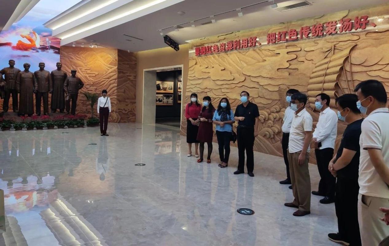 济南市作协主席团赴中共山东省工委旧址党性教育基地开展党史学习教育