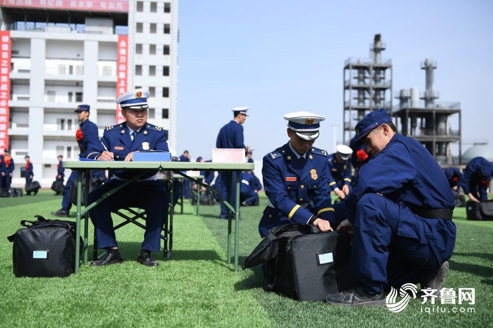 胸怀英雄志！山东首批新招录260名消防员入营集结
