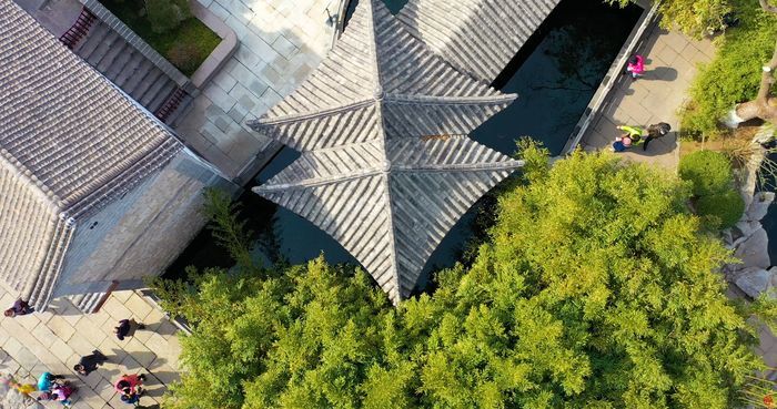 【水下济南】古温泉：池畔双亭东流水 神秘幻彩水下宫