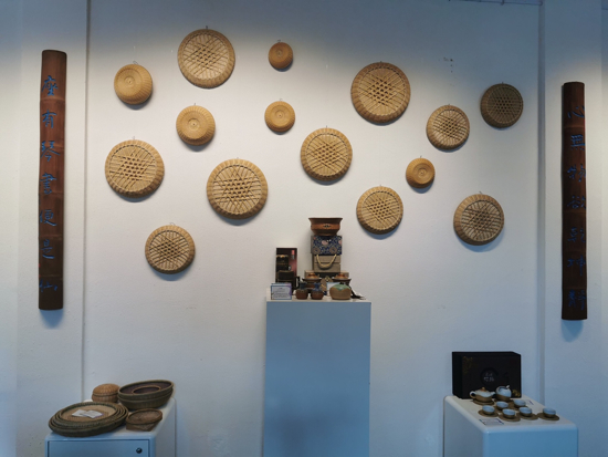 百花洲畔开就业工坊  非遗+扶贫特色产品展示展销陆续开启