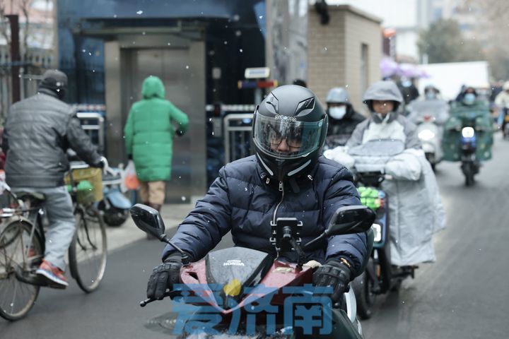 重要天气:今夜到明天济南全市将有小到中雪,山区有中到大雪!
