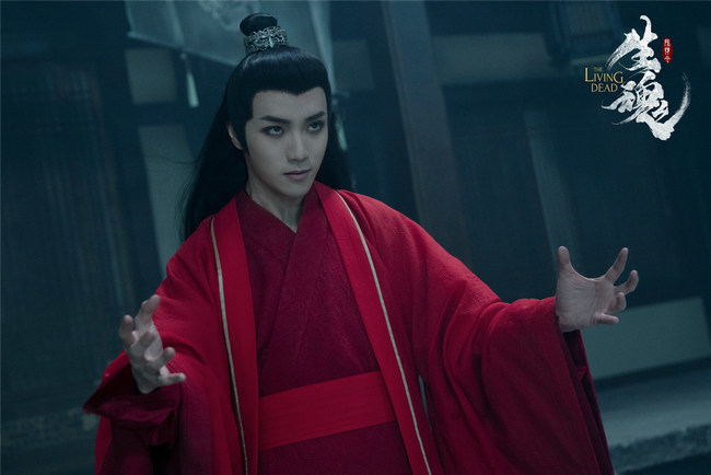 高寒《陈情令之生魂》红衣惊艳 眼神细节成人物亮点