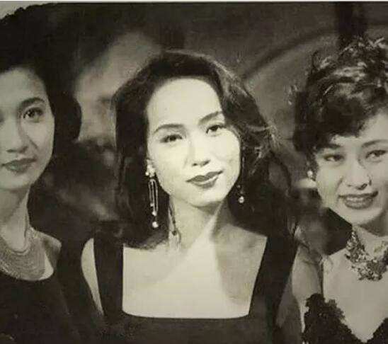 叶童出演许仙母亲什么梗？还有这种操作？