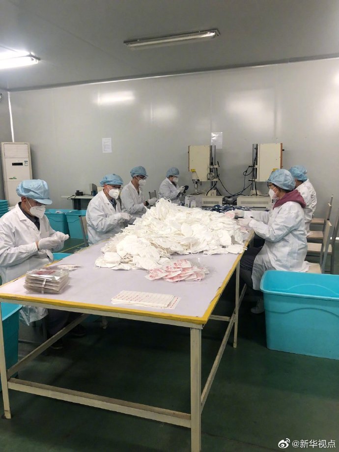 口罩材料等企业加班加点生产