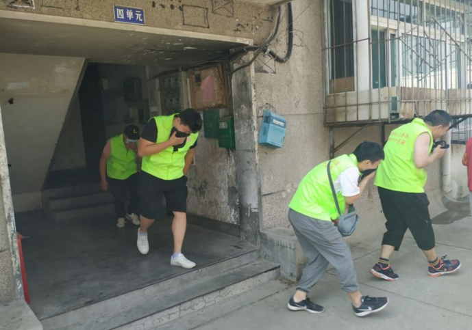 实景演练 实地整改 深入基层——济南市“安全生产月”走向深入