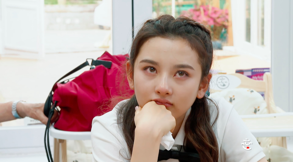 《忘不了餐厅》宋祖儿与姥姥谈心落泪 爷爷奶奶重回童年