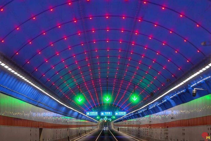 济南黄河济泺路隧道：人类首次穿越地上“悬河”  每掘进一米都“步步惊心”