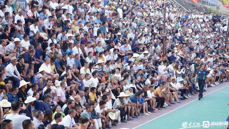 贵州最火“村BA”篮球赛将迎总决赛 有球迷驱车200公里前来看球