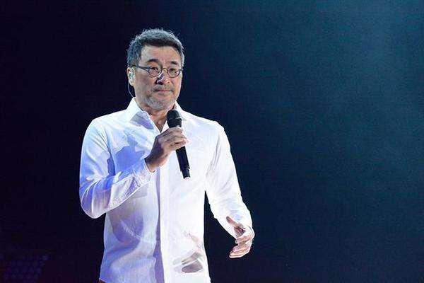 李宗盛与小27岁娇妻逛古董店|【三婚甜蜜蜜】李宗盛与小27岁娇妻逛古董店 这一互动太有爱了