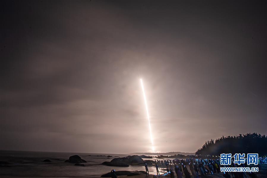 长征七号改遥二火箭成功发射试验九号卫星