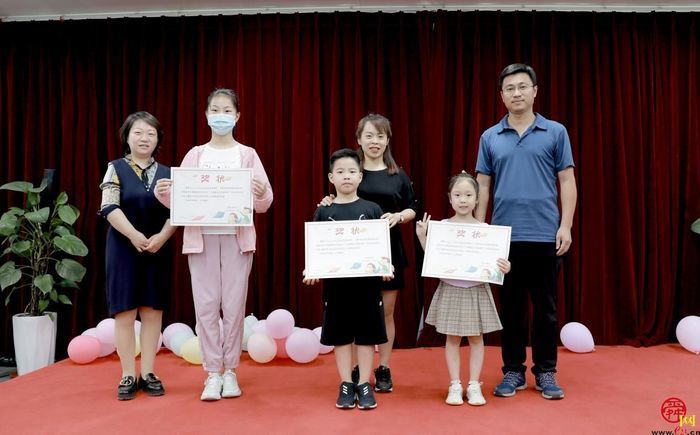 “小画笔绘出奇趣端午”活动颁奖仪式在济南城市发展集团举办