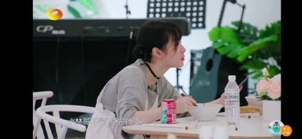 赵丽颖以身试法坏桃不能吃|赵丽颖以身试法坏桃不能吃什么情况?终于真相了,原来是这样！