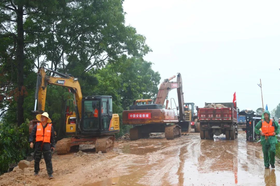 江西饶河鄱阳站水位破1998年历史极值，仍在上涨