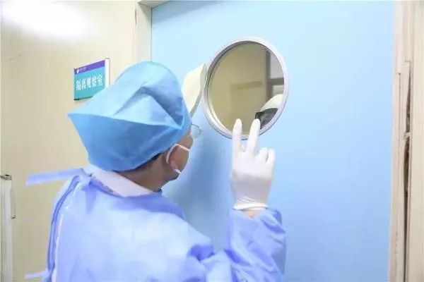 今日元宵节，我们想讲15个关于家的故事