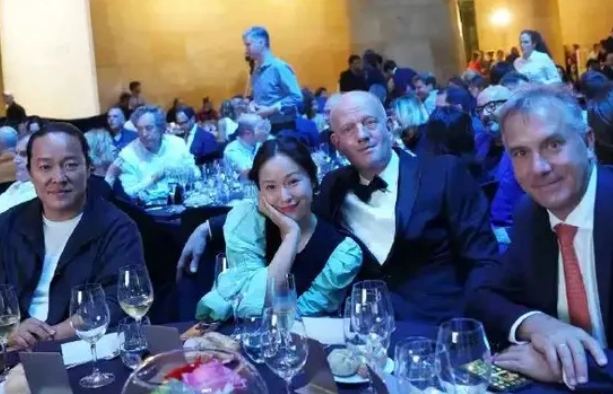 这就尴尬了！江一燕别墅未审批面临拆除 网友：做人果然要低调！