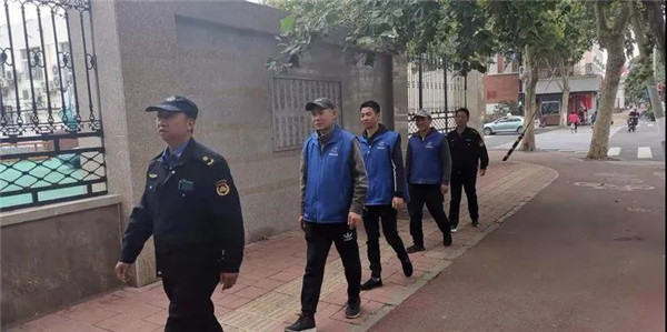 “爱卫”全民总动员 杆石桥街道开展第32个爱国卫生院活动