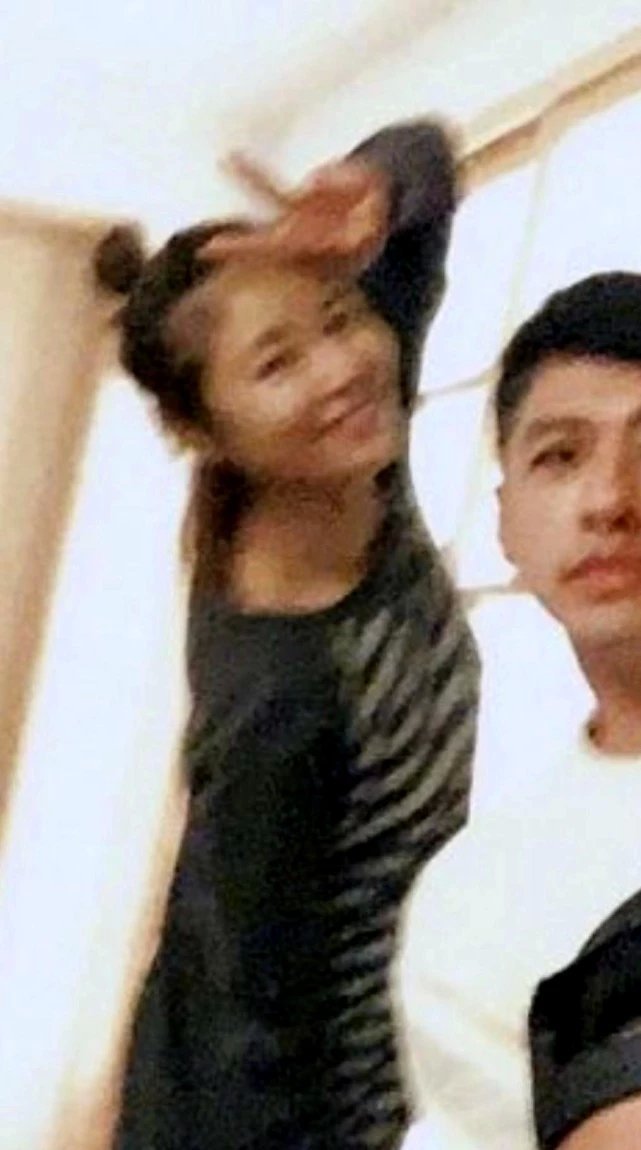 林心如与舒淇等好友聚会，霍建华陪老婆身边露搞怪笑容