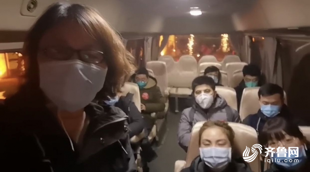 女儿给抗疫前线妈妈回信：我已经完全理解并支持你的决定  希望你认真工作