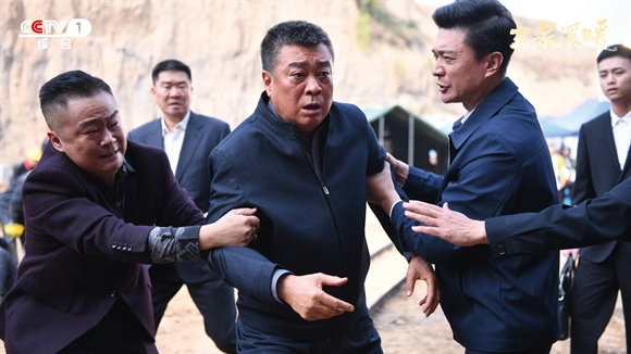 演员兼导演陈逸恒：《三泉溪暖》扎根生活，一切从观众出发