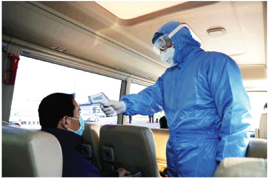 珍贵镜头记录万众一心 齐鲁战“疫”