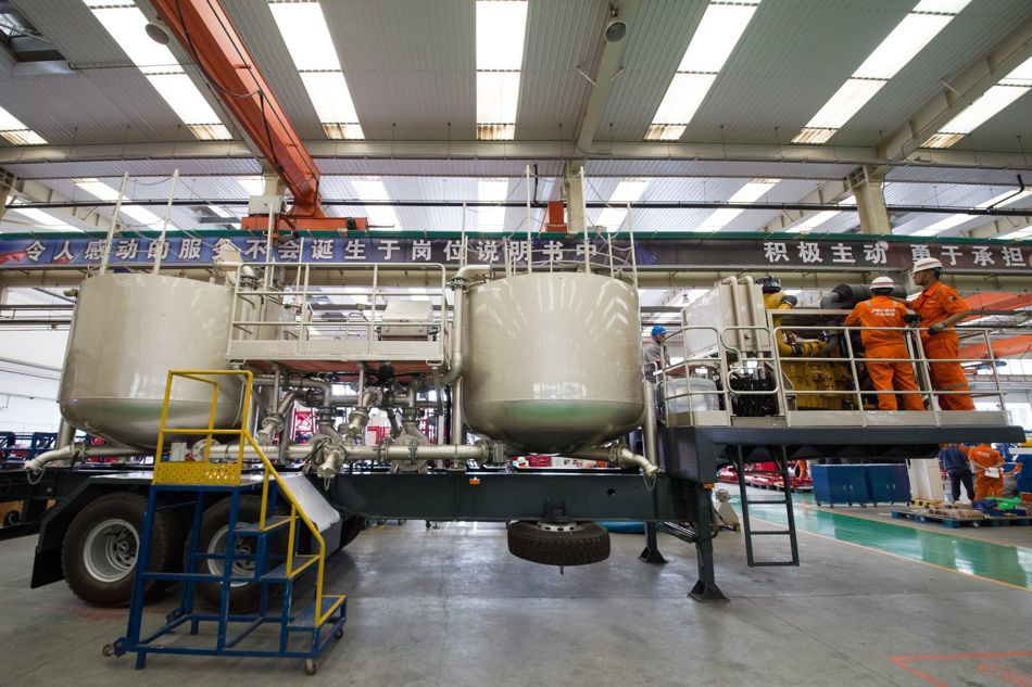 中国“智”造载誉波斯湾 看杰瑞压裂装备如何从陆地向海洋“征战”