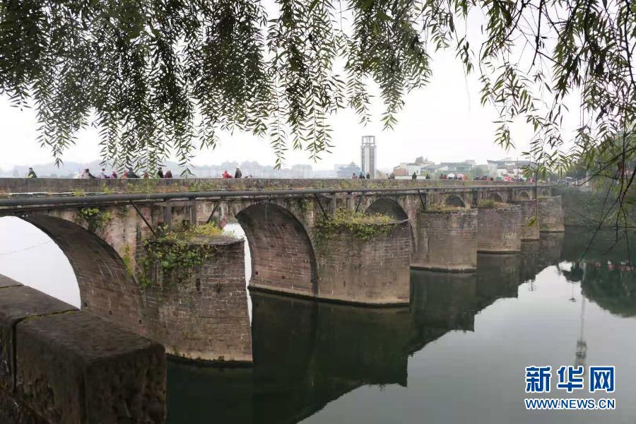 今天，这座“泡了汤”的480岁老桥开修了