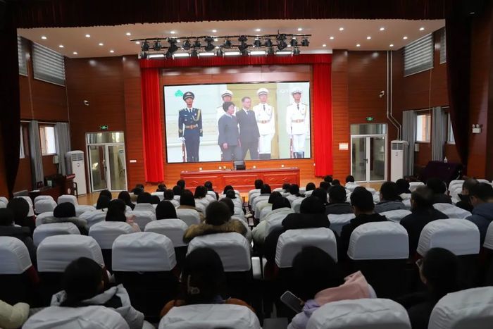 商河县第三实验小学召开新学期全体教职工大会