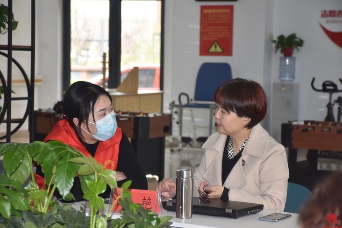 章丘区：政协委员进社区 普及知识受欢迎