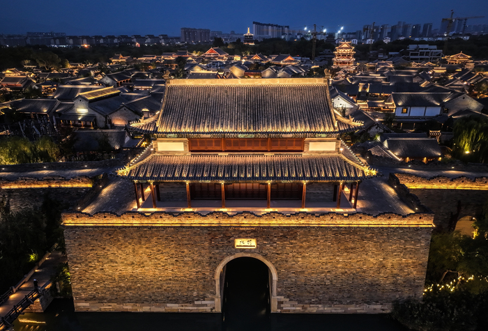 明水古城秋意浓 古色古香引人游