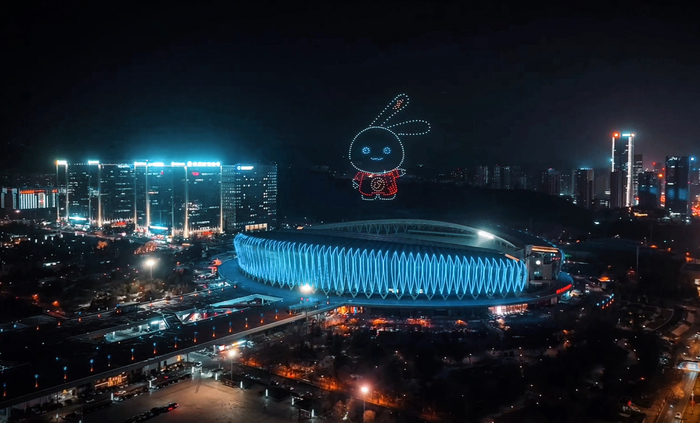 “新春灯光秀”给你拜年啦！除夕至正月初六，济南每晚开启主题灯光秀，陪你一起迎新年！