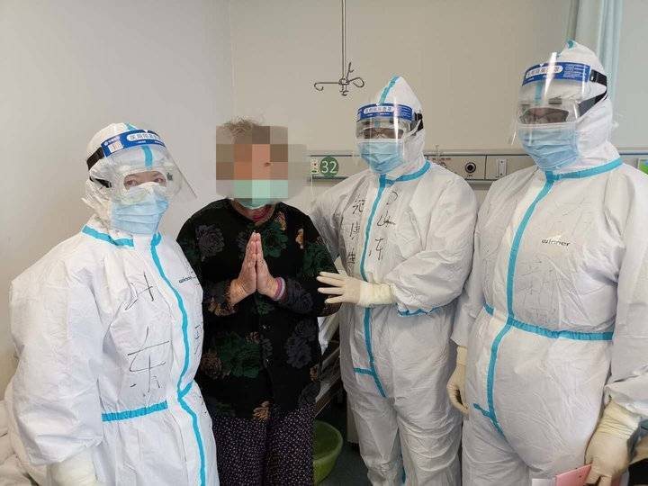 武汉直击｜初抵武汉时“一床难求” 现在是“空床等人”