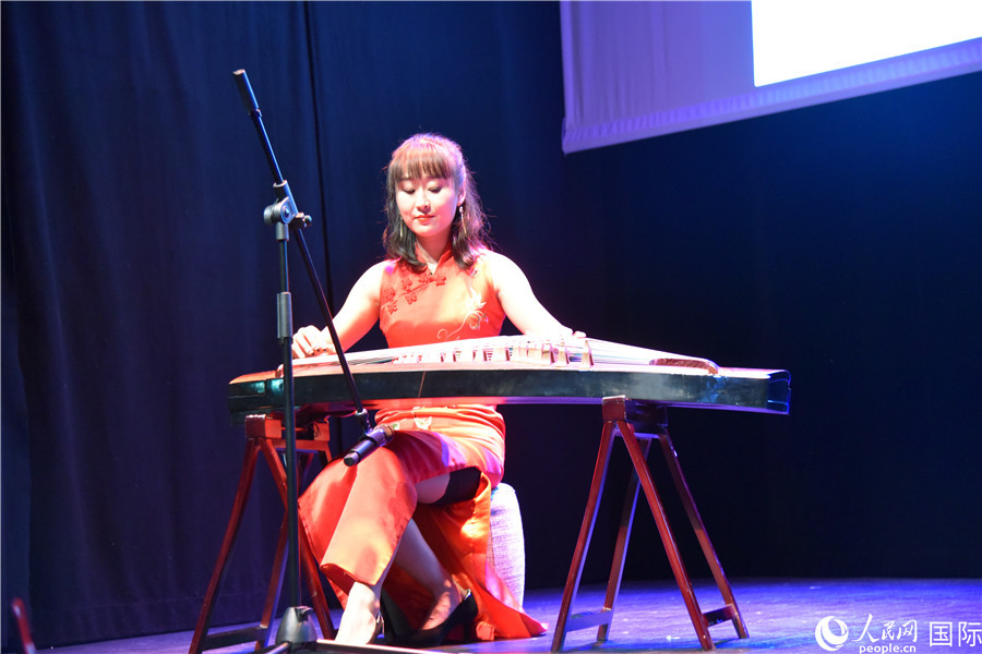 2020年法国华人春节联欢晚会在巴黎举行