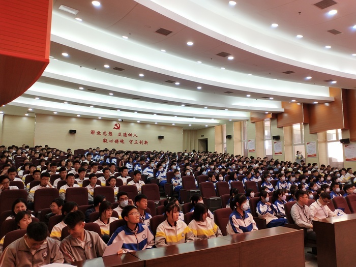 济南理工学校献礼职教周——展企业文化,修职业素养