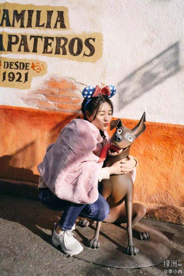 徐佳宁|【可爱】李小冉曾2度怀孕未生子 今44岁被富豪老公宠上天