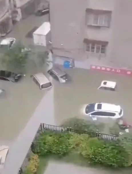 湖北多地遭遇特大暴雨！应急响应升级