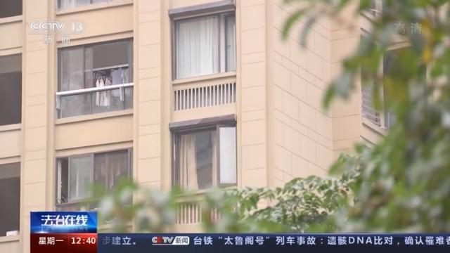 车辆紧锁后备箱70万元却丢失 窃贼竟是男扮女装的他……