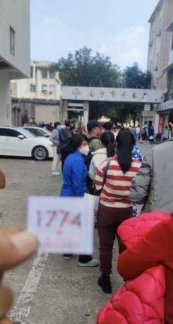 停产多年“桂花牌”手表受热捧 有人排队8小时购买 多款老国货为何近期频频走红?