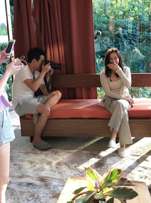 女神|郑秀文与小7岁佟大为首次拍戏，两人配合默契被夸CP感十足