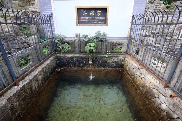 斗母泉，济南新“七十二名泉”中海拔最高的泉！