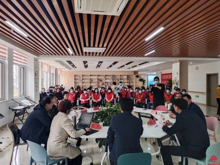 章丘区：政协委员进社区 普及知识受欢迎