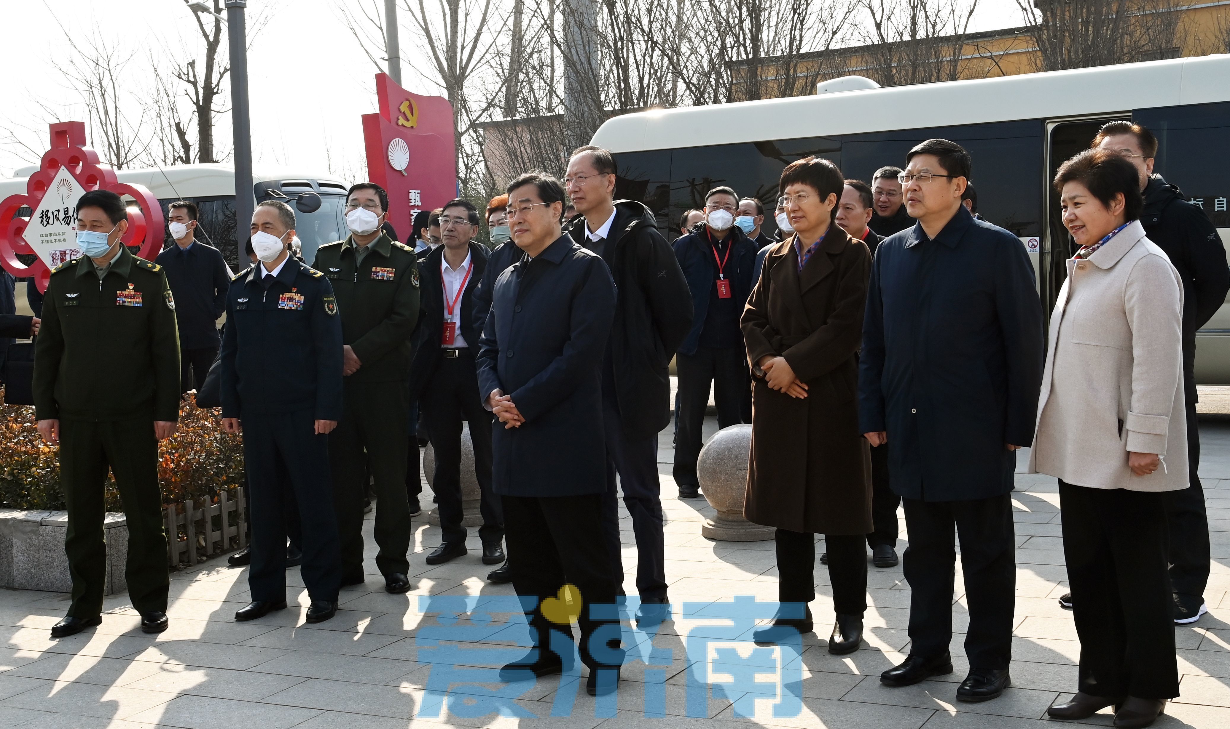 驻鲁部分全国人大代表来济开展集中视察活动