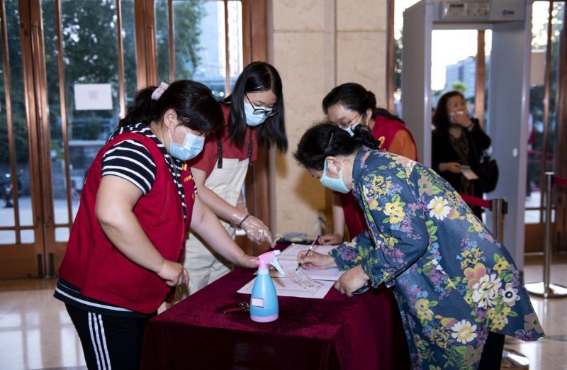 “大爱前行”京剧演唱会举行 山东省直院团首次恢复现场演出
